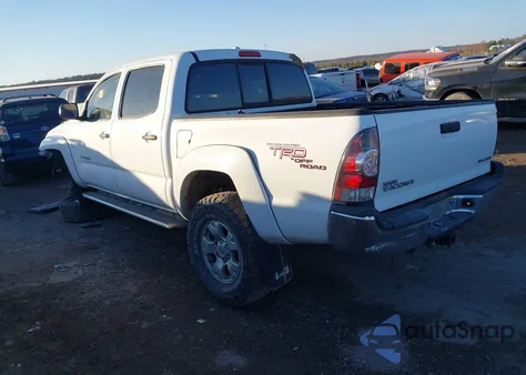2010 Toyota Tacoma Double Cab из США, поврежденный, VIN 3TMLU4EN7AM047702